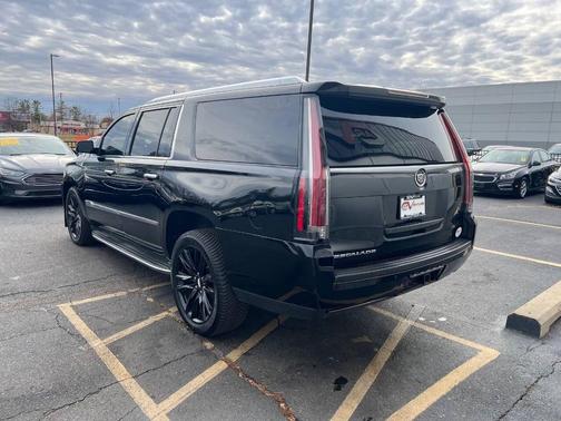 2015 Cadillac Escalade ESV Luxury