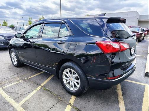 Mosaic Black Metallic 2018 Chevrolet Equinox LS