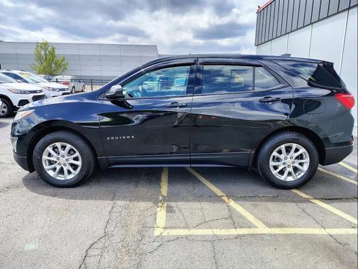 Mosaic Black Metallic 2018 Chevrolet Equinox LS