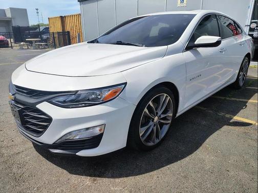 Summit White 2020 Chevrolet Malibu FWD Premier