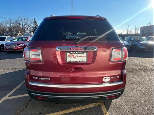 2016 GMC Acadia SLT-1