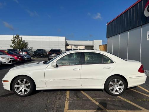 2008 Mercedes-Benz E-Class 4MATIC