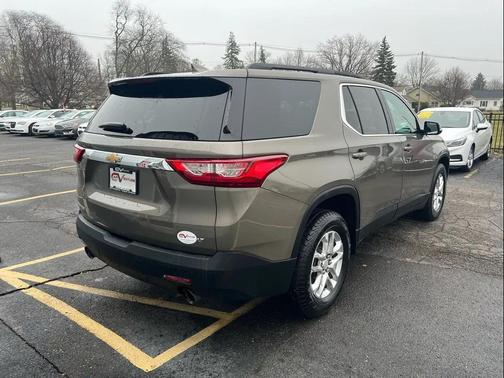 2020 Chevrolet Traverse LT Cloth