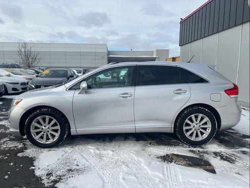 2010 Toyota Venza Base