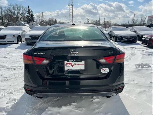 2020 Nissan Altima SR FWD