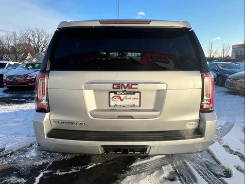 2016 GMC Yukon XL SLT