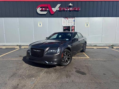 2017 Chrysler 300 S