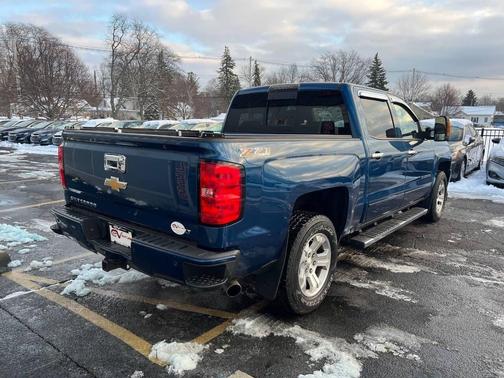 2017 Chevrolet Silverado 1500 2LT