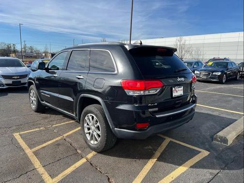 Brilliant Black Crystal Pearlcoat 2015 Jeep Grand Cherokee Limited