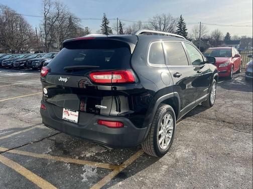 2017 Jeep Cherokee Latitude