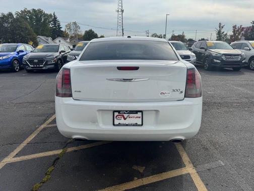 2014 Chrysler 300 S