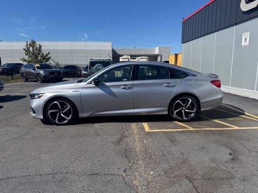 2022 Honda Accord Hybrid Base