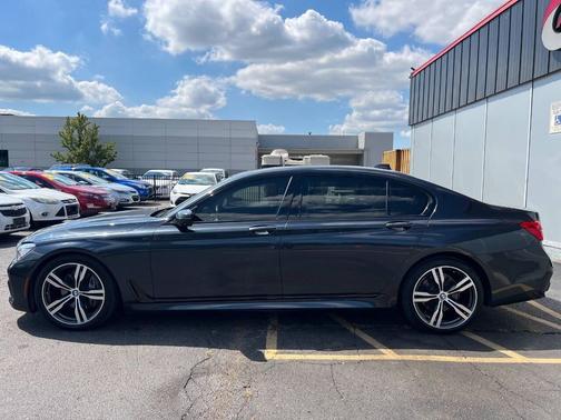 2016 BMW 740 740i 4dr Sedan