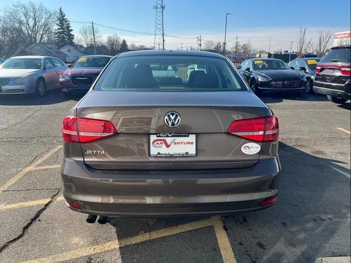 2015 Volkswagen Jetta 2.0L S