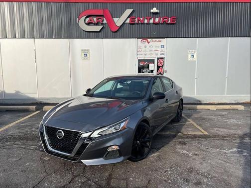 2020 Nissan Altima SR FWD