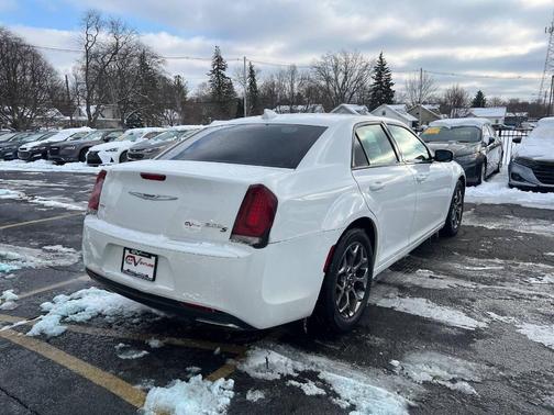 2015 Chrysler 300 S