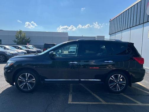 2018 Nissan Pathfinder Platinum