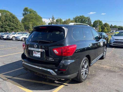 2018 Nissan Pathfinder Platinum