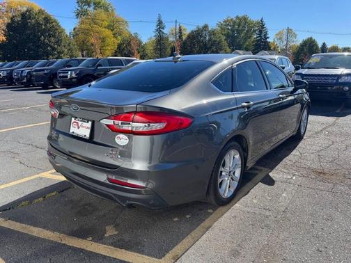 2019 Ford Fusion Hybrid SE