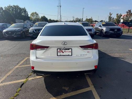 2018 Lexus IS 300 Base