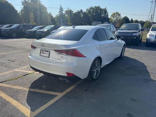 2018 Lexus IS 300 Base
