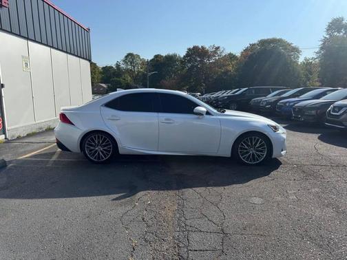 2018 Lexus IS 300 Base