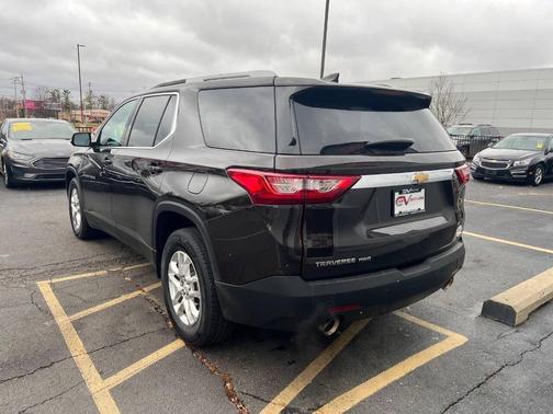 2018 Chevrolet Traverse LT Cloth