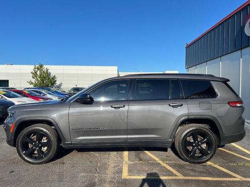 2022 Jeep Grand Cherokee L Altitude