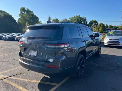 2022 Jeep Grand Cherokee L Altitude