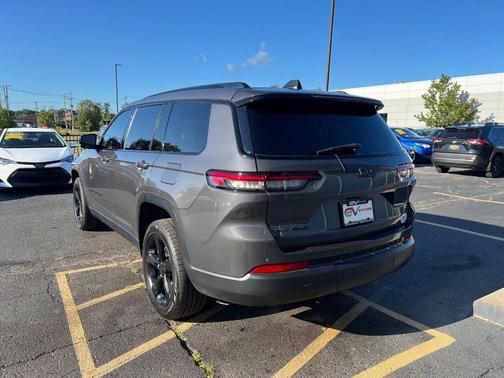 2022 Jeep Grand Cherokee L Altitude