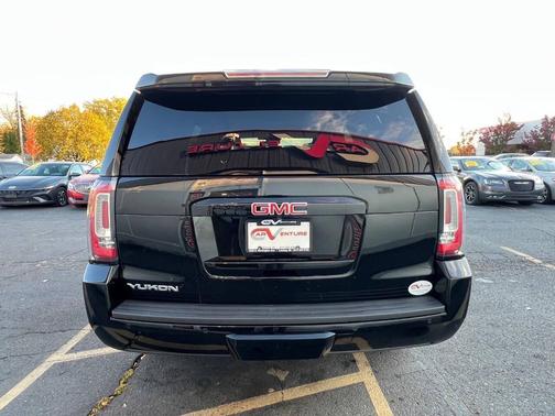 2018 GMC Yukon SLT Standard Edition