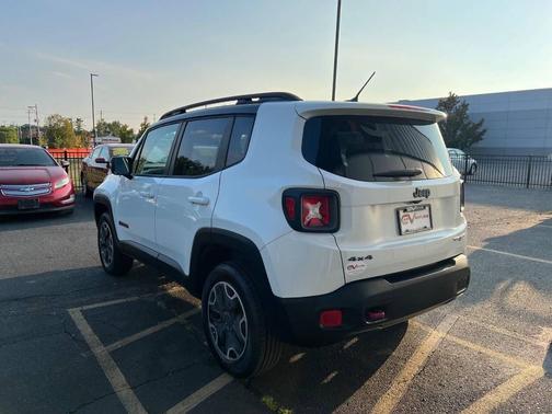 2017 Jeep Renegade Trailhawk