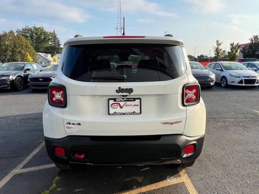 2017 Jeep Renegade Trailhawk
