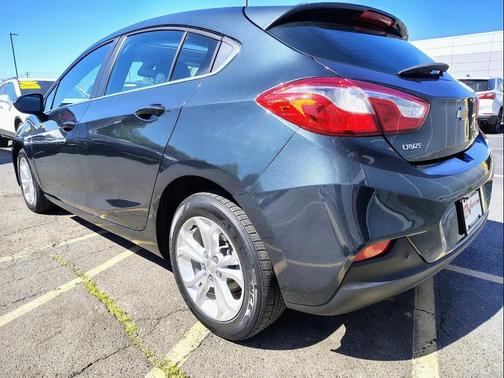 Graphite Metallic 2019 Chevrolet Cruze LT