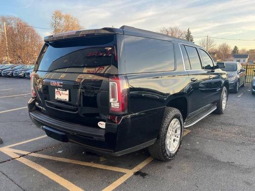 2016 GMC Yukon XL SLT