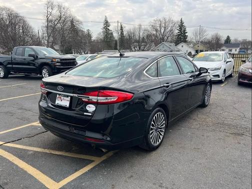 2017 Ford Fusion SE