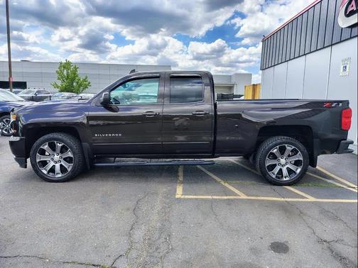 Havana Brown Metallic 2019 Chevrolet Silverado 1500 2LT