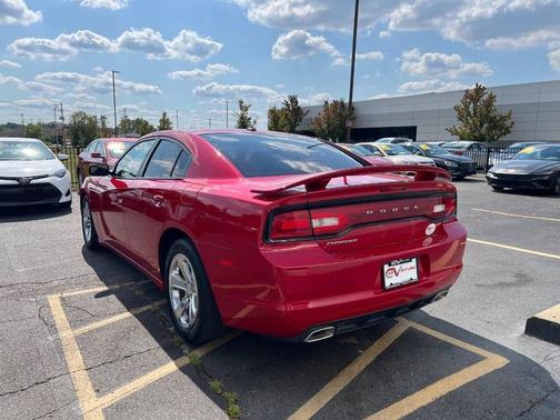 2013 Dodge Charger SXT