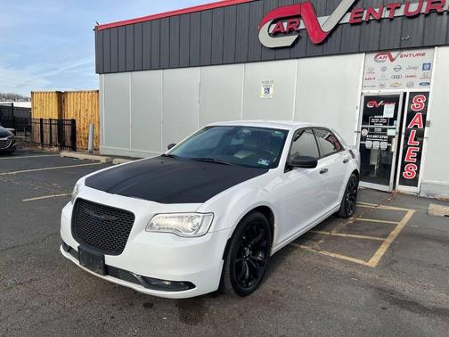 2019 Chrysler 300 Limited