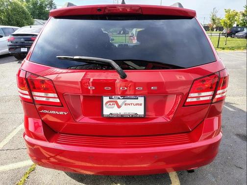 Redline 2 Coat Pearl 2020 Dodge Journey SE Value