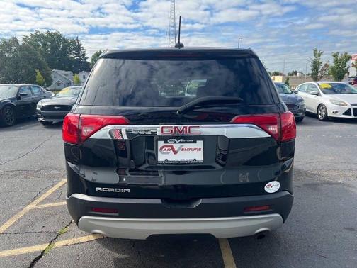 2017 GMC Acadia SLE-1