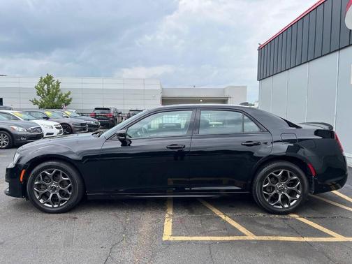 2017 Chrysler 300 S