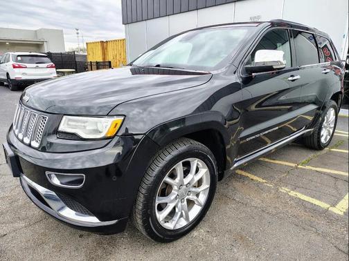 Brilliant Black Crystal Pearlcoat 2016 Jeep Grand Cherokee Summit