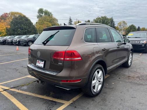 2012 Volkswagen Touareg TDI Lux