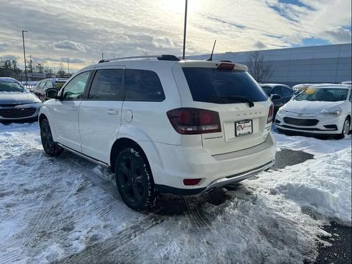 2019 Dodge Journey Crossroad