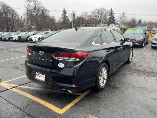 2019 Hyundai SONATA SE