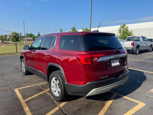 2017 GMC Acadia SLE-1