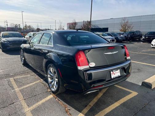 2015 Chrysler 300C Platinum
