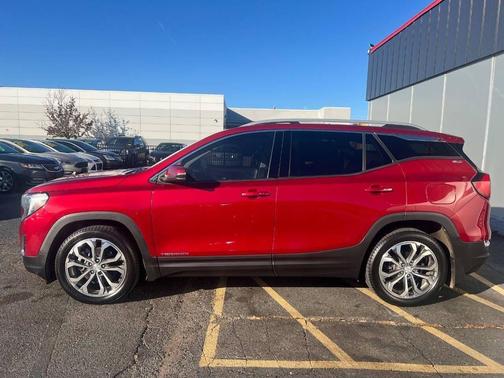 2020 GMC Terrain SLT