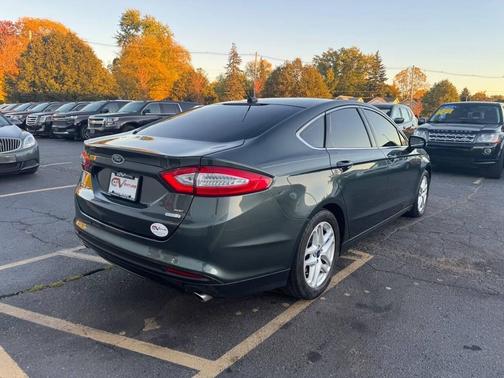 2015 Ford Fusion SE